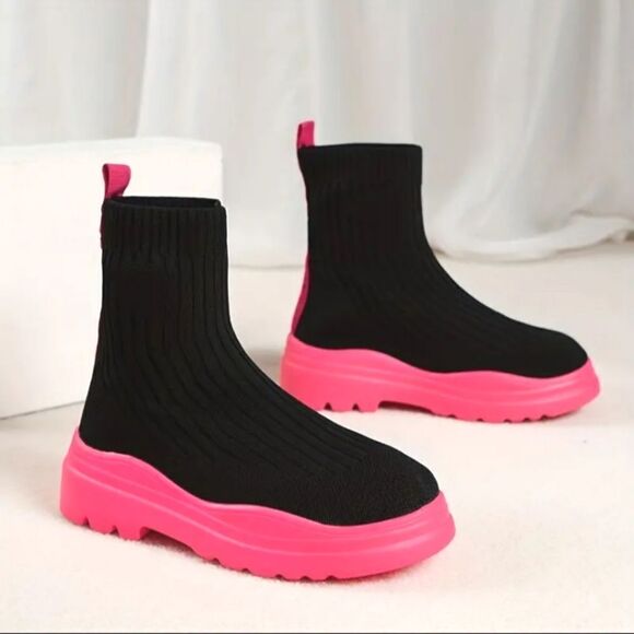 Trendy women's slip on sock boots sz 6 - Picture 3 of 9